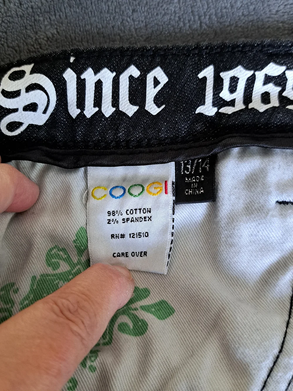 Y2K/Vintage Coogi Studded Black Denim Bermuda Shorts Junior/Women 13/14